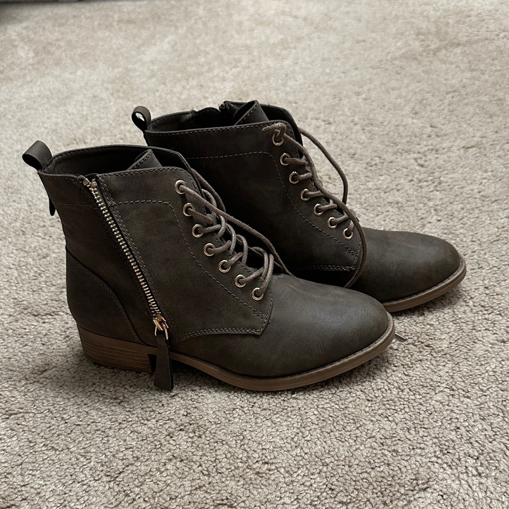 Xappeal Dark Brown Lace-Up Boots